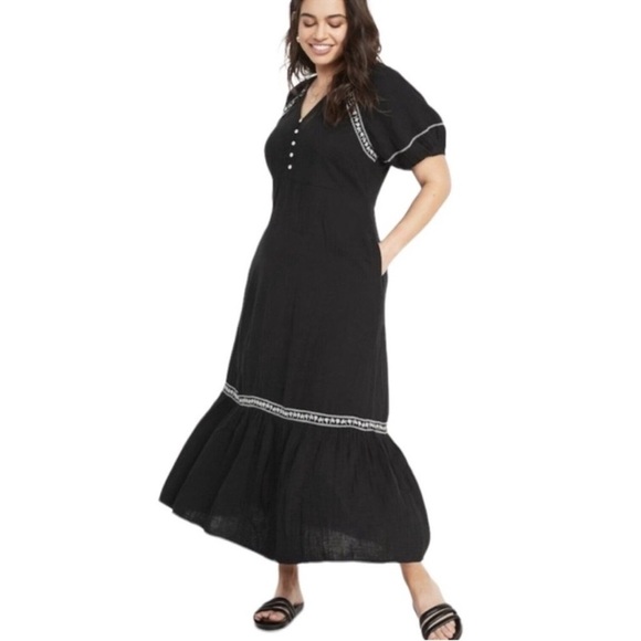 Old Navy Black Crinkle Crepe Gauzy V-Neck Boho Maxi Prairie Dress Size Small - Picture 1 of 15